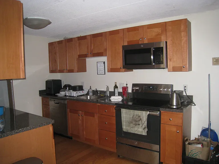 26 Inman St #3C — Photo 5