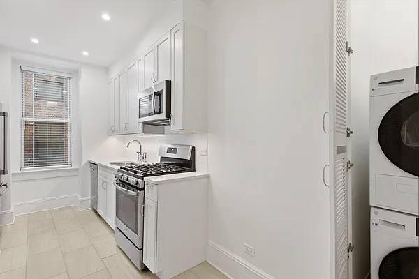 Rented by Rudin Management Company, Inc. | media 14