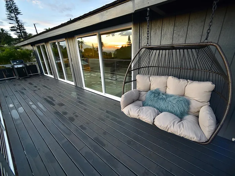 Your place to watch sunsets and Whales