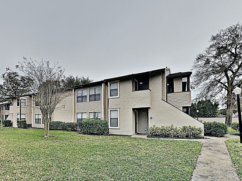 1st image of 3020 Antique Oaks Cir #134