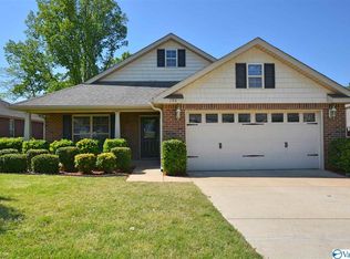 106 Forest Glade Dr, Madison, AL 35758