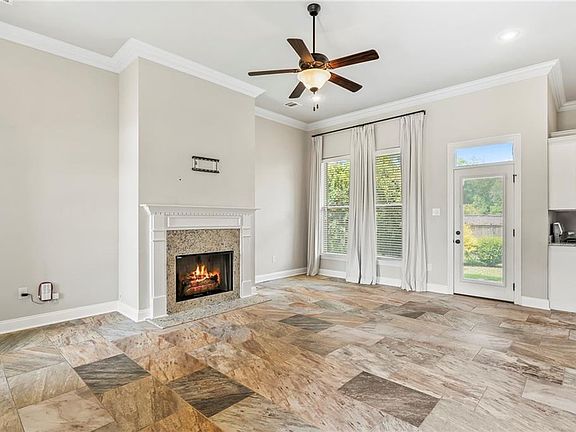 4th image of 869 Capistrano Ct