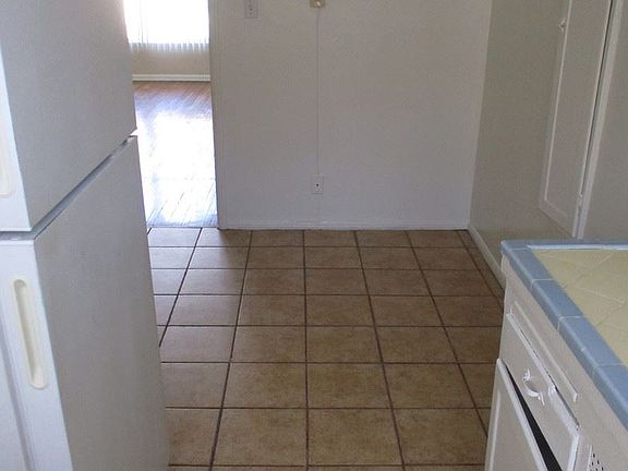 4th image of 4552 N Banner Dr APT 4