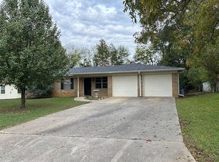 801 Kenwood Ln, Longview, TX 75604