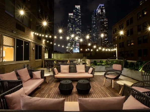 561 10th Avenue image 5 of 35