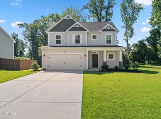 9199 Southview Ct NE, Leland, NC 28451