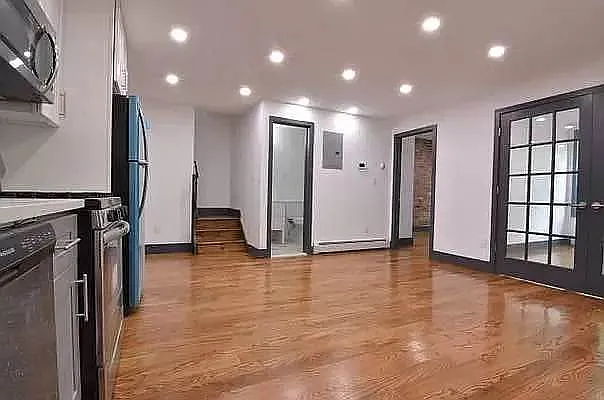 Rented by GROOME REALTY LLC | media 2