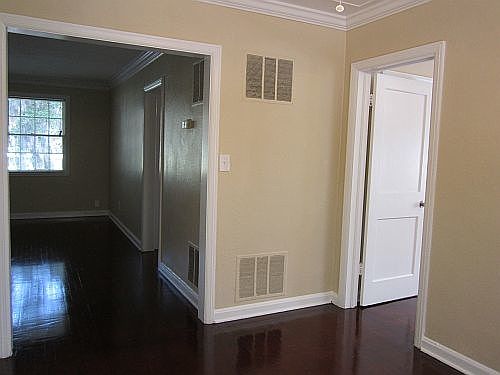 DR view to LR and 2nd BR