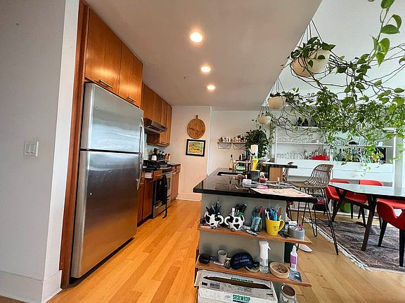 5th image of 446 Kent Ave Ph C