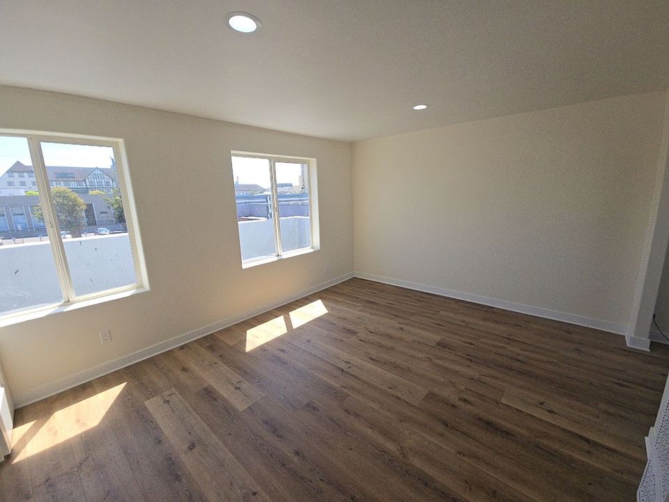 1st image of 516 G St #560F78717