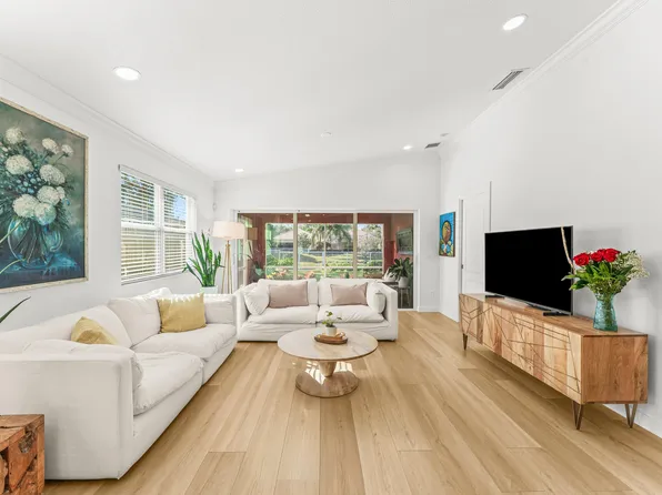 8370 Eleuthera Lane, Wellington, FL 33414