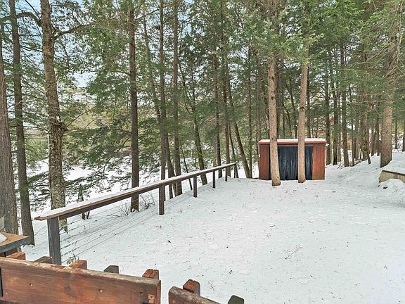 4th image of 9 Patriot Lane