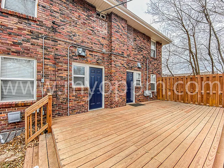4360 Davenport St — Photo 17