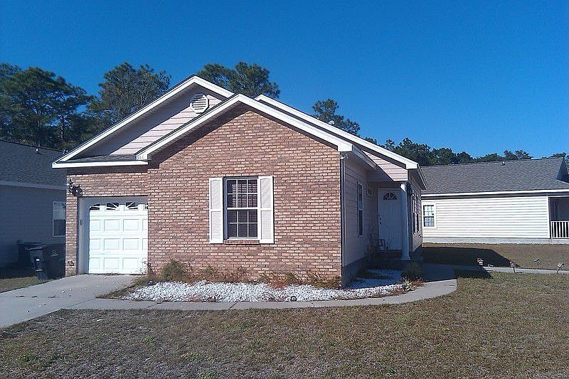 1st image of 946 Crawfordville Trce