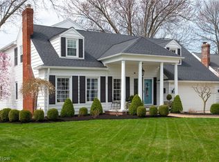 2714 Gibson Dr, Rocky River, OH