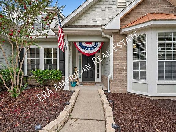 3rd image of 321 Scotch Pine Ln