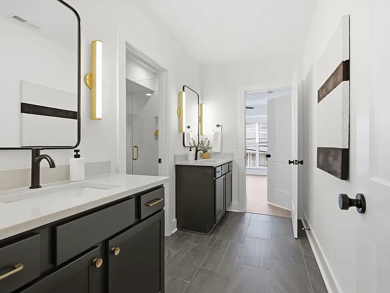 3963 Clifton Ave — Photo 16