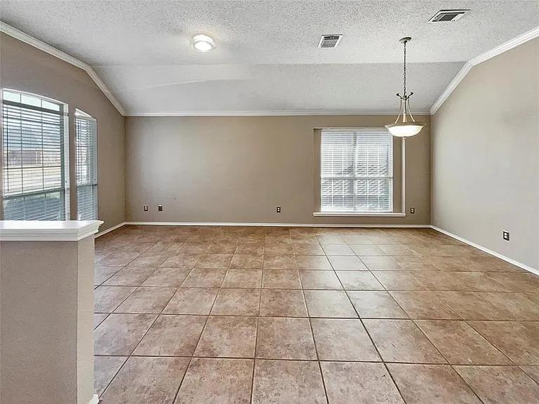 10701 Birmingham Dr — Photo 6