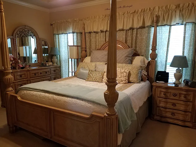 9821 Helmsley Cir — Photo 19