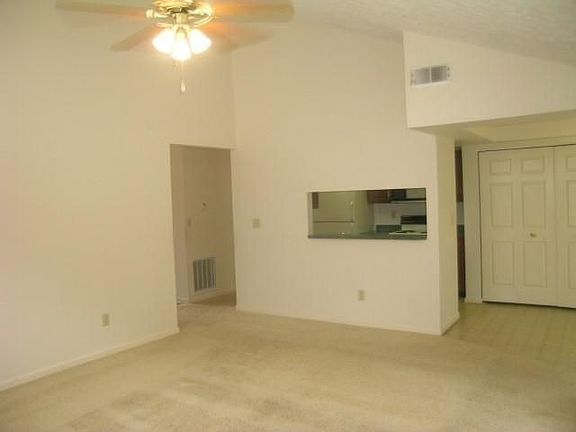 4th image of 2235 Stonewood Ln