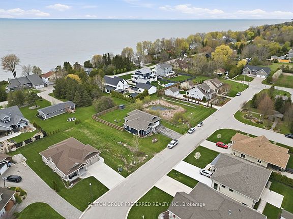 4th image of 26 Thimbleweed Dr