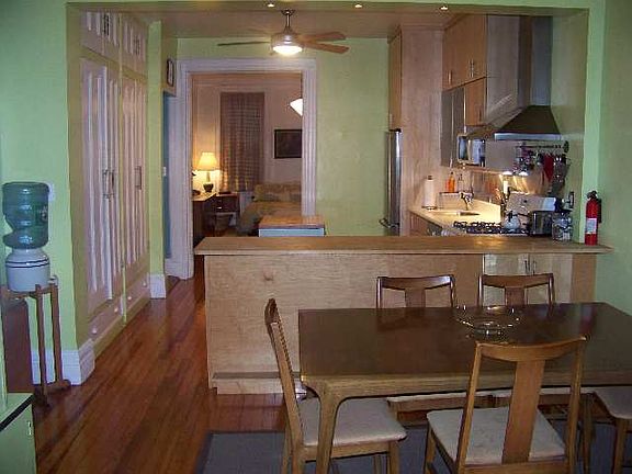 2nd image of 1118 Hudson St APT 4