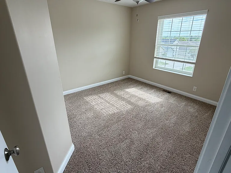 7441 Kentwell Ln — Photo 14