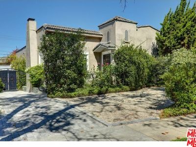 637 N Cahuenga Blvd, Los Angeles, CA, 90004