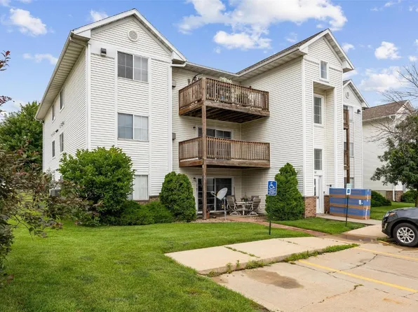4517 1st Ave SW APT 2, Cedar Rapids, IA 52405