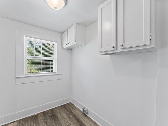 5th image of 3915 41st Ave N