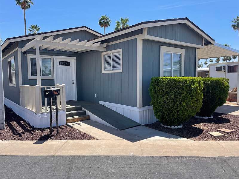 1st image of 4065 E University Dr #284
