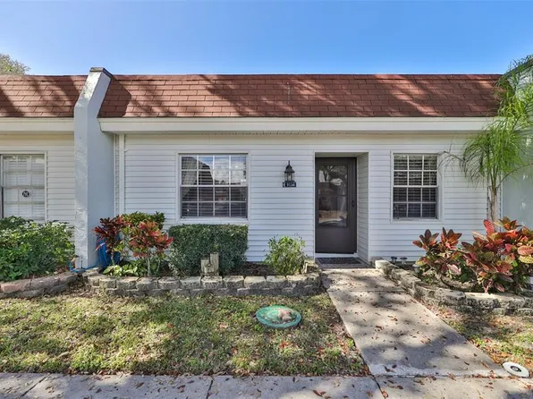 9136 Oakwood Ln #9136, Seminole, FL 33776