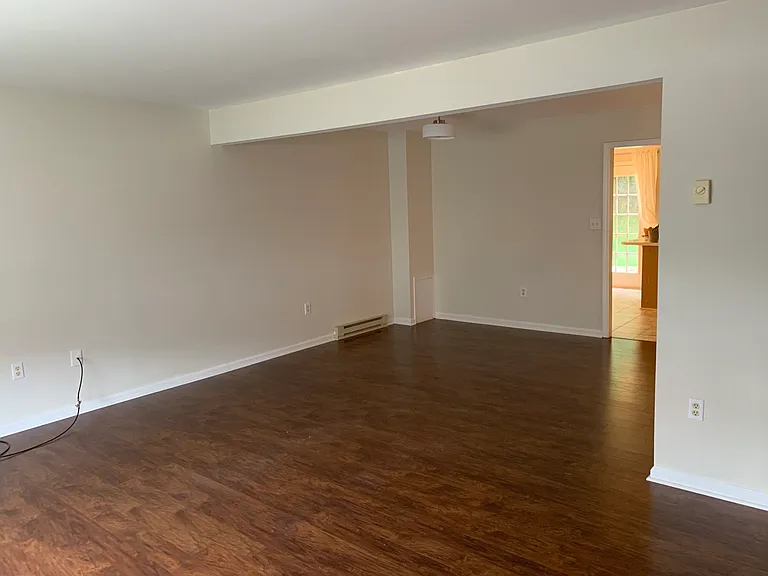 10120 Saint George Cir — Photo 4