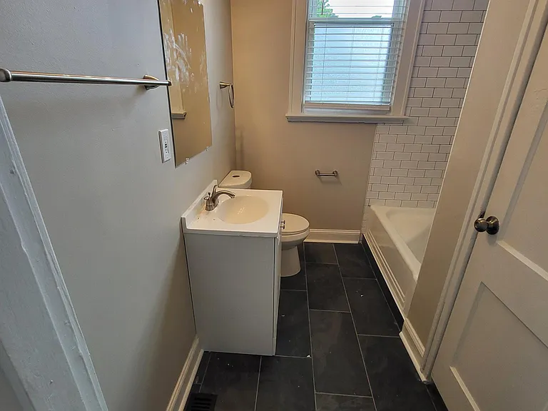 1600 S 3rd St #2 — Photo 7