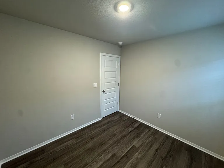 6505 NW Vandergriff St — Photo 15