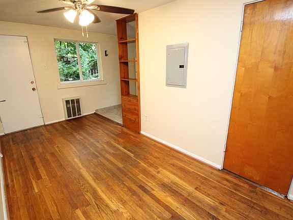 5th image of 308 N Neville St APT 10