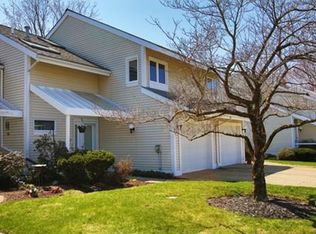 202 Centre Ln, Walpole, MA 02081