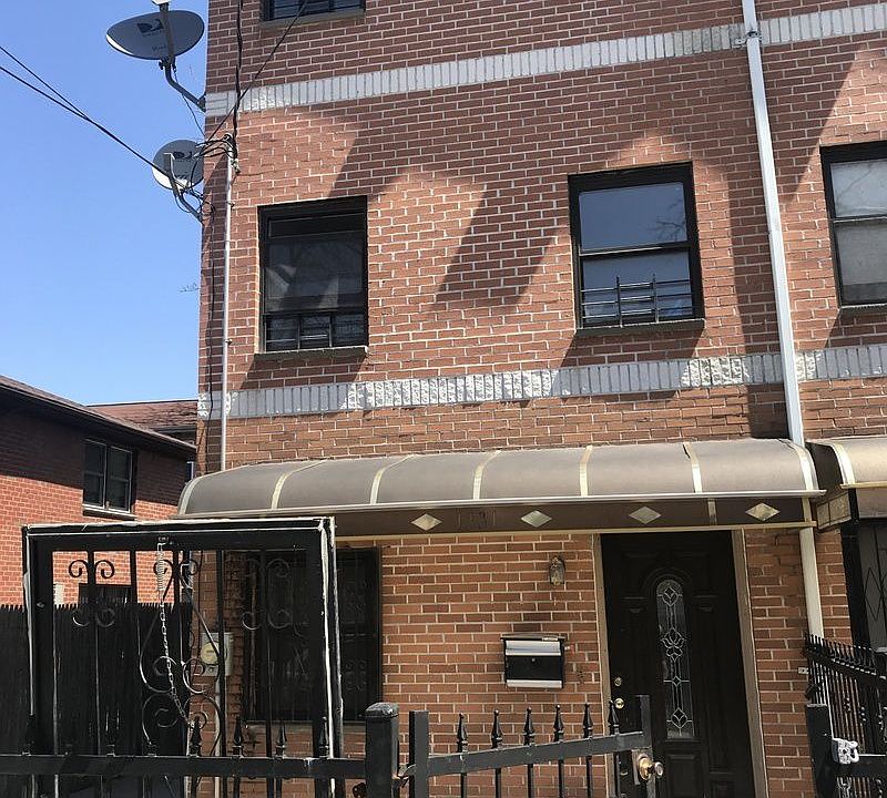 1st image of 1334 E 95th St