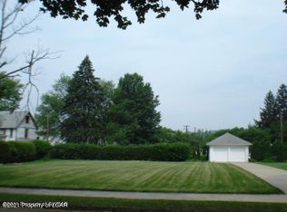 808 Susquehanna Ave, Pittston, PA 18643