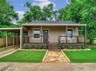 716 W Sears St, Denison, TX 75020