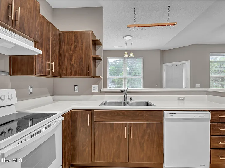 321 S Kerr Ave #151 — Photo 9