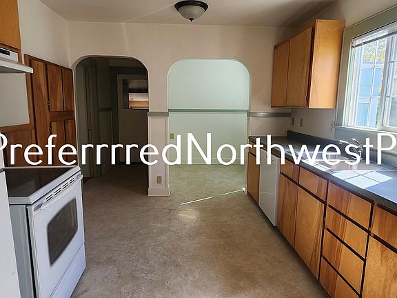 4th image of 84 E 19th Ave