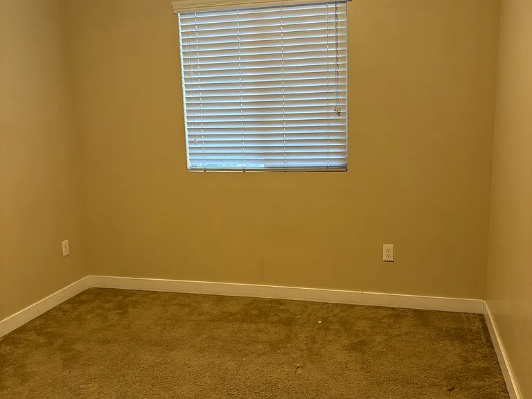 824 S Fox Trail Ln — Photo 23