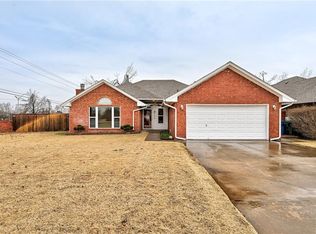 100 Remington Ave, Midwest City, OK 73130