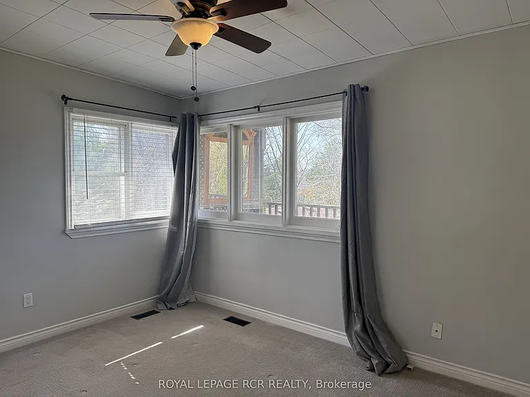 7 Hilltop Dr #UPPER — Photo 9