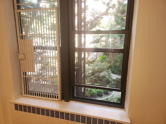 4th image of 67-35 Yellowstone Blvd #3