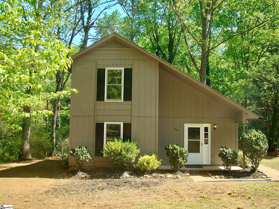 1st image of 201 Corkwood Dr
