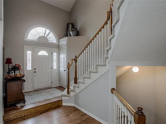4th image of 13244 King St