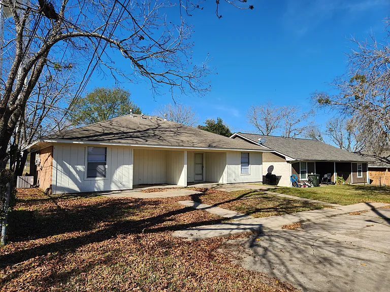 1602 Luza St #B — Photo 9