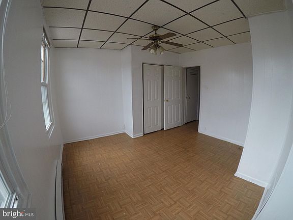 5th image of 3563 Emerald St Floor 2